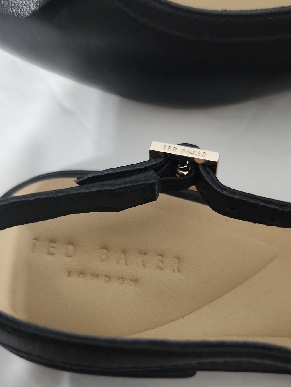 NWOB Ted Baker London Lili Rose Pointed Toe Slingbacks Flat. Size 6.5 - Picture 10 of 15